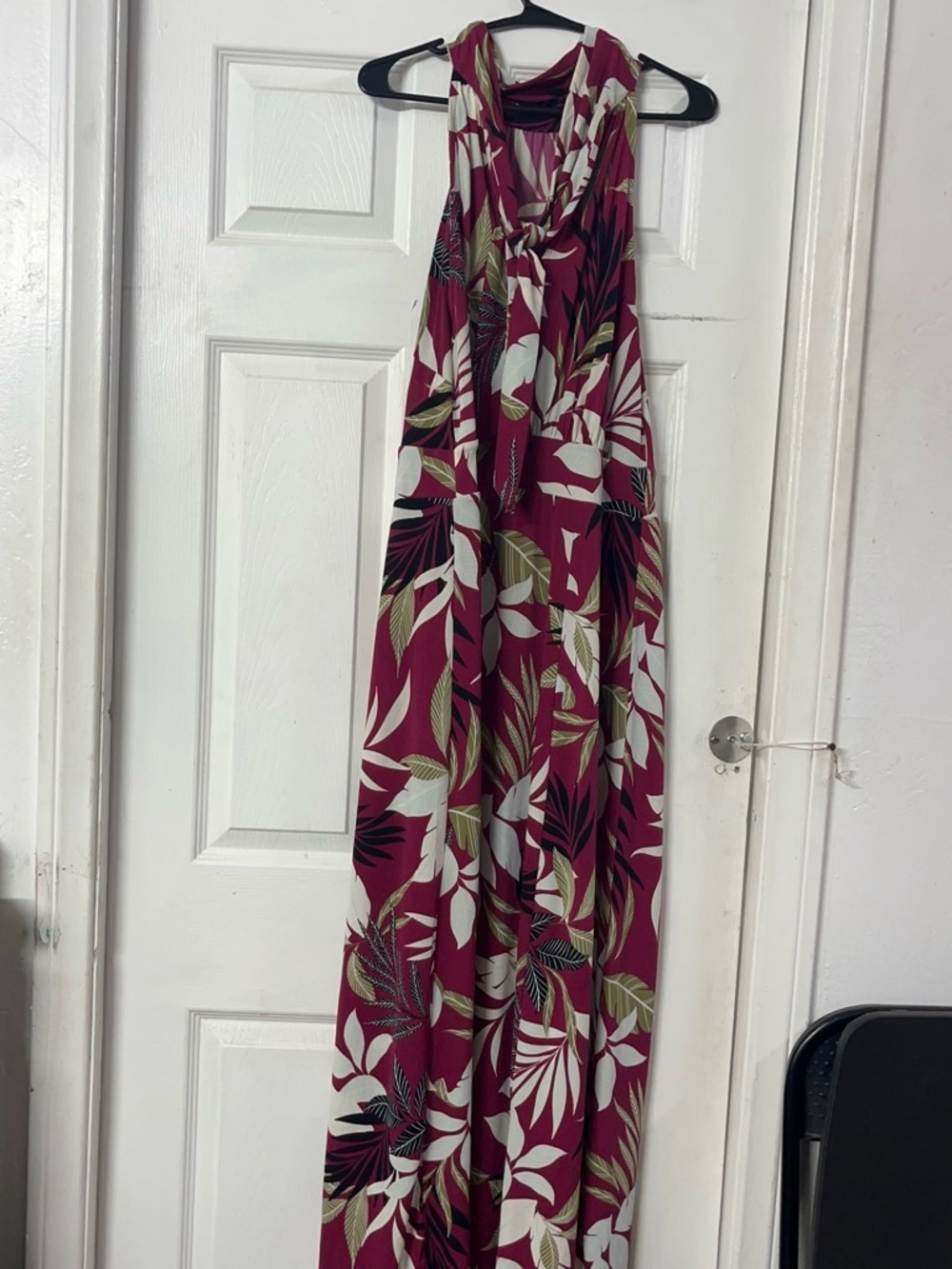 Women’s Sleeveless Floral Jumpsuit in Berry